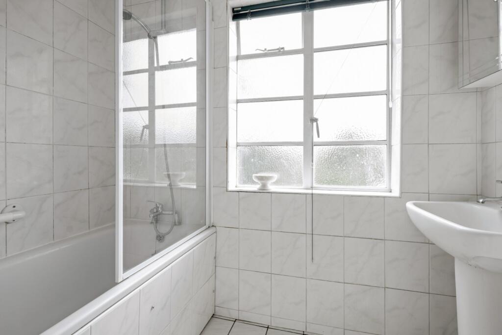 Additional image 16 of Wilkins Green Lane, Hatfield, Hertfordshire, AL10 9RT