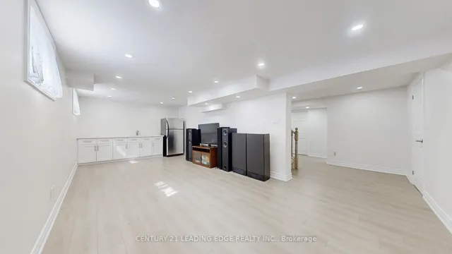 Additional image 29 of 10 VIVALDI Cres