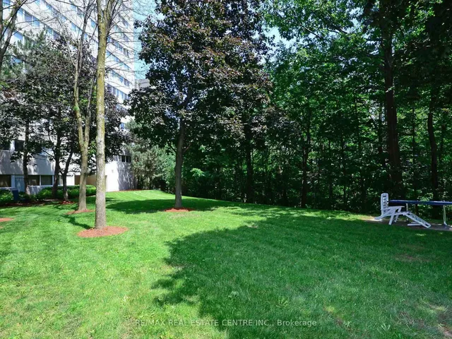 Additional image 50 of 3695 Kaneff Cres Unit 211