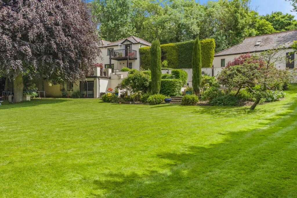 Additional image 22 of Radlett Road, Frogmore, St. Albans, Hertfordshire