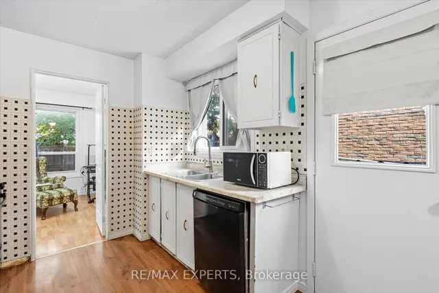 Additional image 9 of 36 Nancy Mccredie Dr