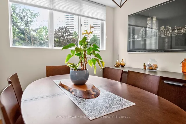 Additional image 22 of 3695 Kaneff Cres Unit 102