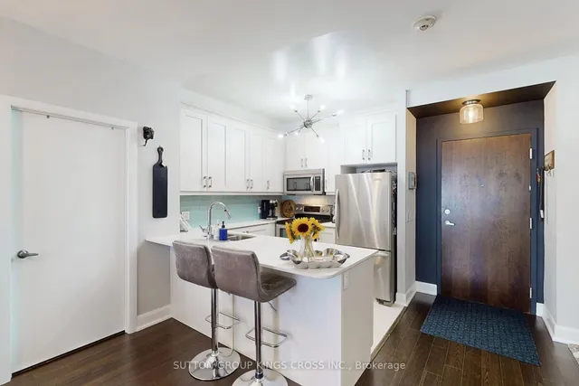 Additional image 6 of 2470 Prince Michael Dr Unit 201