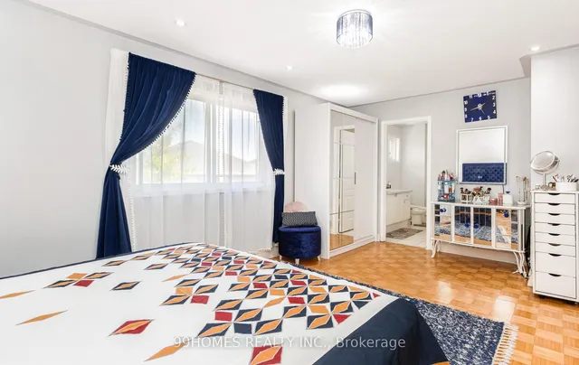 Additional image 33 of 5 Farthingale Cres