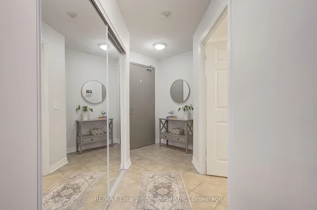 Additional image 4 of 2325 Central Park Dr Unit 311