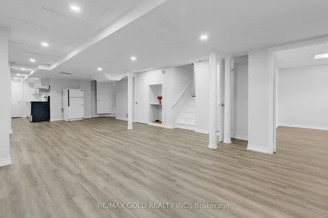 Additional image 38 of 48 Fountainview Way