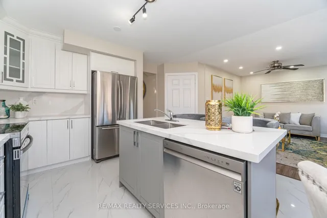 Additional image 10 of 3 Napoleon Cres