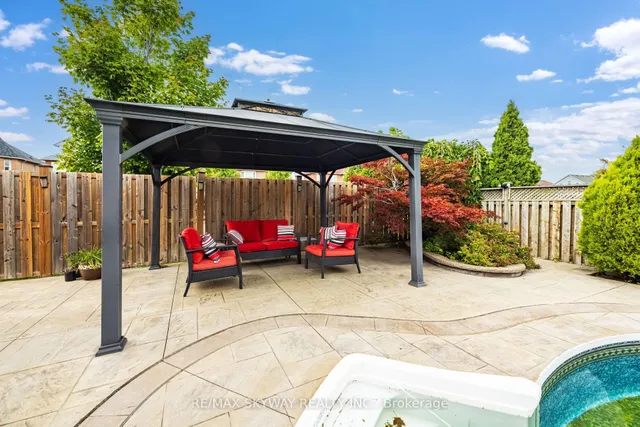 Additional image 46 of 57 Banington Cres