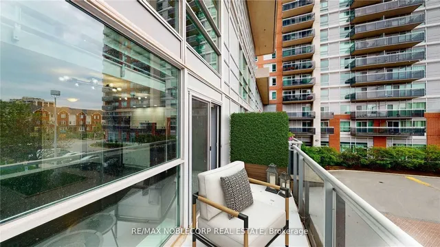 Additional image 8 of 215 Queen St Unit 212