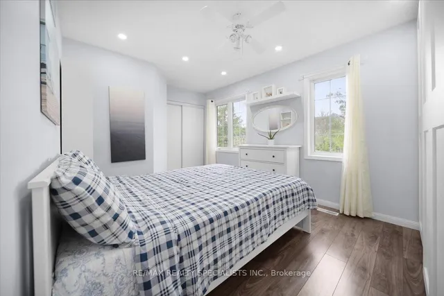 Additional image 23 of 28 Redcastle St