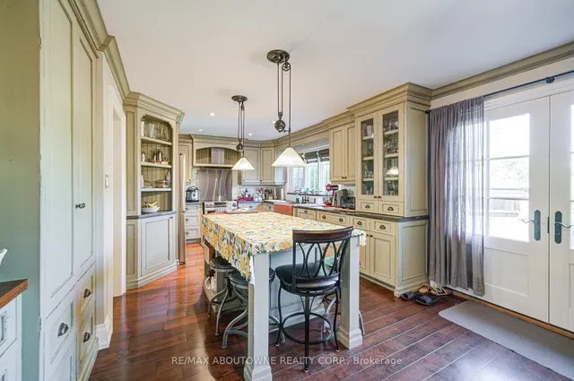 Additional image 15 of 2193 Meadowland Dr