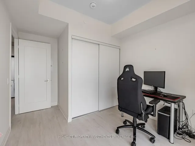 Additional image 16 of 509 Dundas St Unit 403