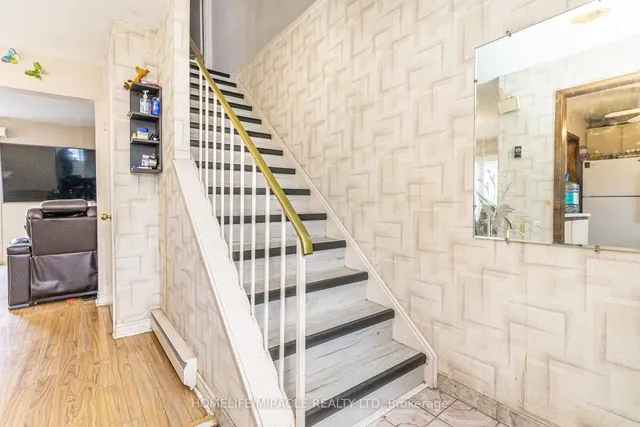 Additional image 12 of 5 Holmcrest Crt