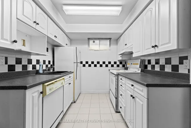 Additional image 29 of 67 Wildercroft Ave