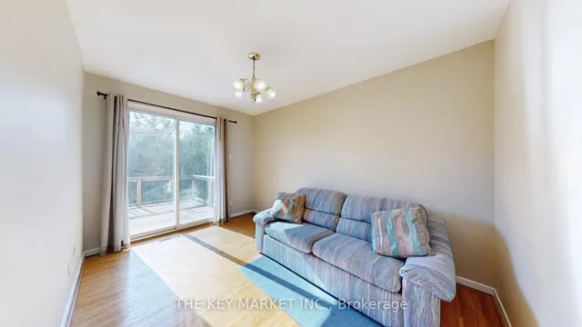 Additional image 19 of 1277 Tyneburn Cres