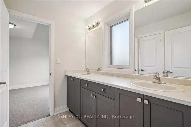 Additional image 28 of 29 Gladmary Dr