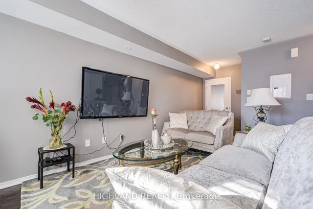 Additional image 9 of 2460 Post Rd Unit 7