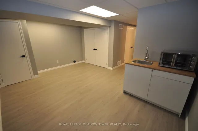 Additional image 29 of 102 Cedarbrook Rd Unit 11