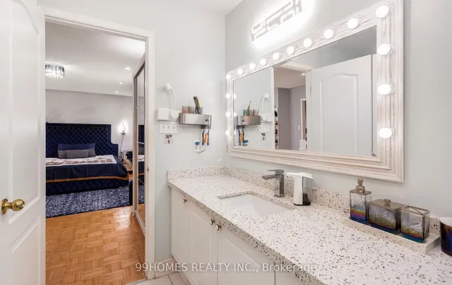 Additional image 36 of 5 Farthingale Cres