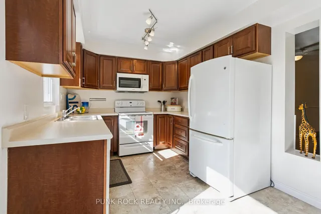 Additional image 16 of 4161 Claypine Rise