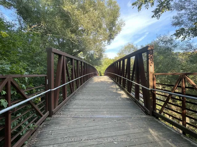 Additional image 35 of 7153 Waldorf Way