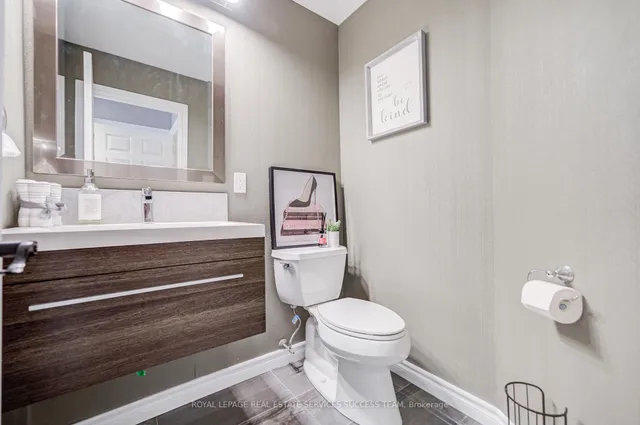 Additional image 16 of 1378 Bayshire Dr