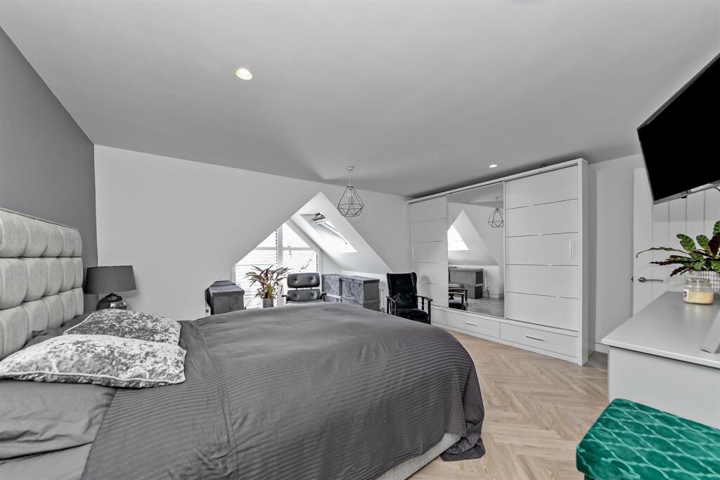 Additional image 8 of Watford Road, Chiswell Green, St. Albans