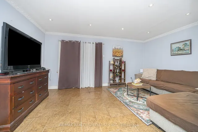 Additional image 8 of 19 Gatsby Sq
