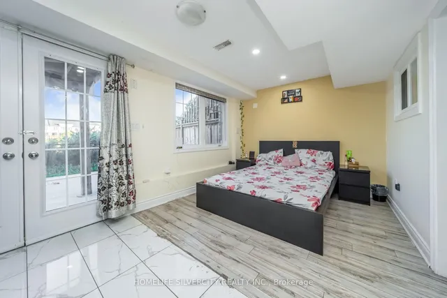 Additional image 39 of 44 Davenfield Circ