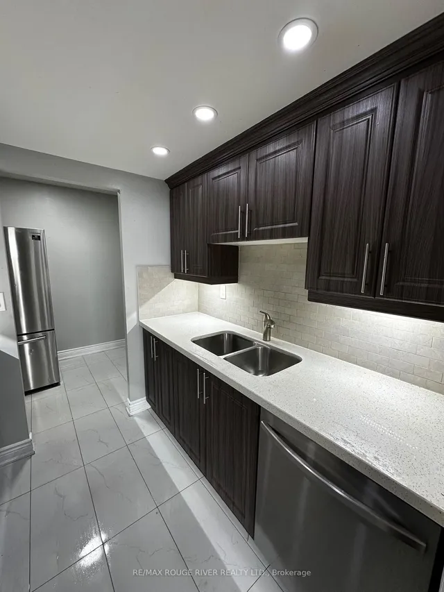 Additional image 4 of 4 Lisa St Unit 804