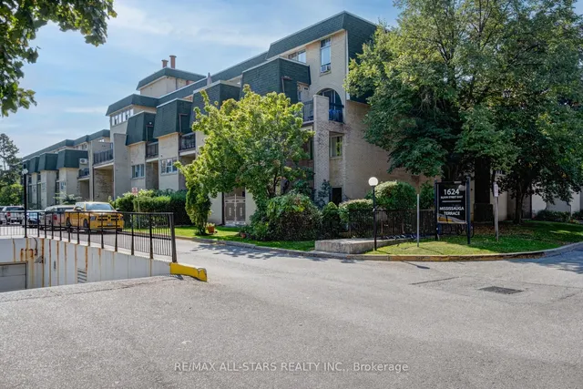 Additional image 2 of 1624 Bloor St Unit 61