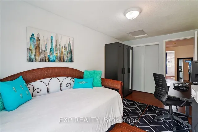 Additional image 23 of 65 Greenwich Circ