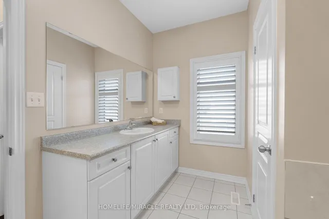 Additional image 21 of 26 Fitzgibson St