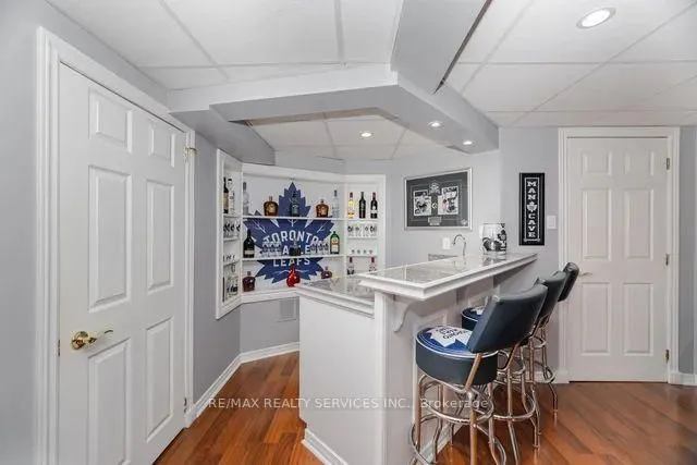 Additional image 40 of 8 Barnes Crt