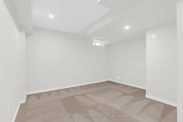 Additional image 38 of 398 Aspendale Cres