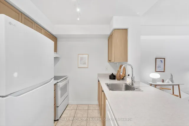 Additional image 14 of 300 Ray Lawson Blvd Unit 307