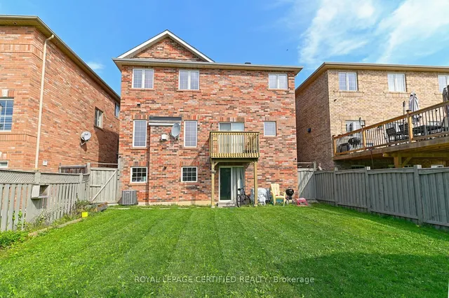 Additional image 32 of 28 Abbotsbury Dr
