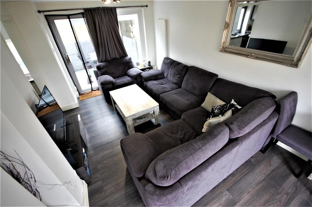 Additional image 5 of Robins Way, Hatfield