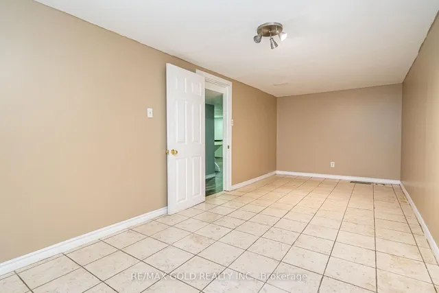 Additional image 33 of 41 Aberdeen Cres