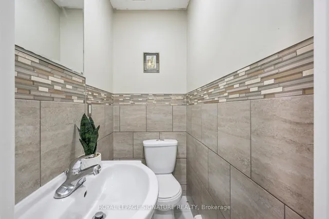 Additional image 21 of 1624 Bloor St Unit 51