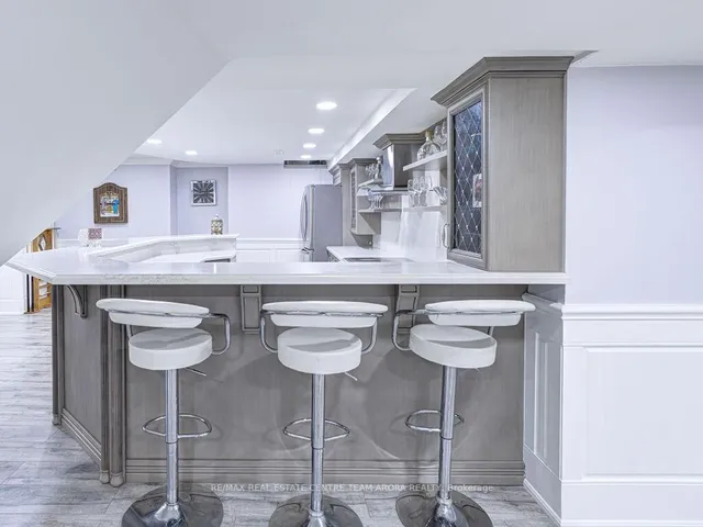 Additional image 39 of 77 Links Lane