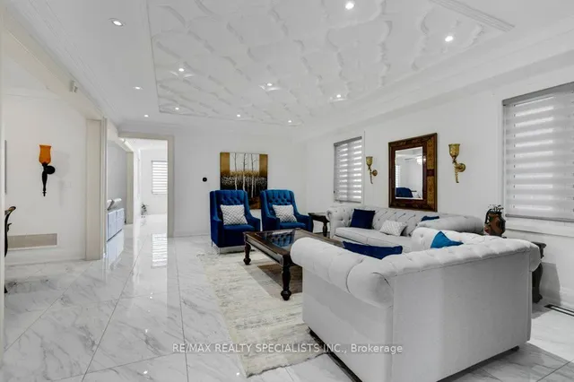 Additional image 8 of 7 NEWINGTON Cres