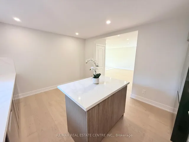 Additional image 12 of 1215 Larny Crt