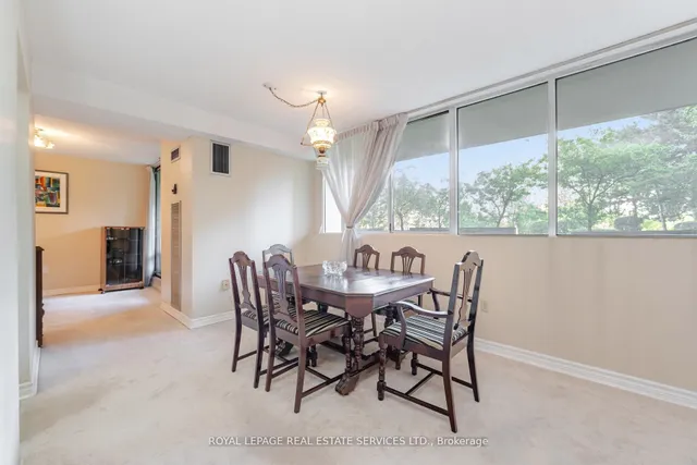 Additional image 12 of 3590 Kaneff Cres Unit 102
