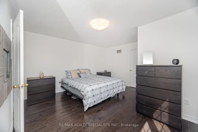 Additional image 28 of 2 Shiraz Dr Unit 114