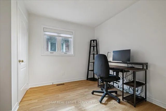 Additional image 30 of 5342 Landsborough Ave