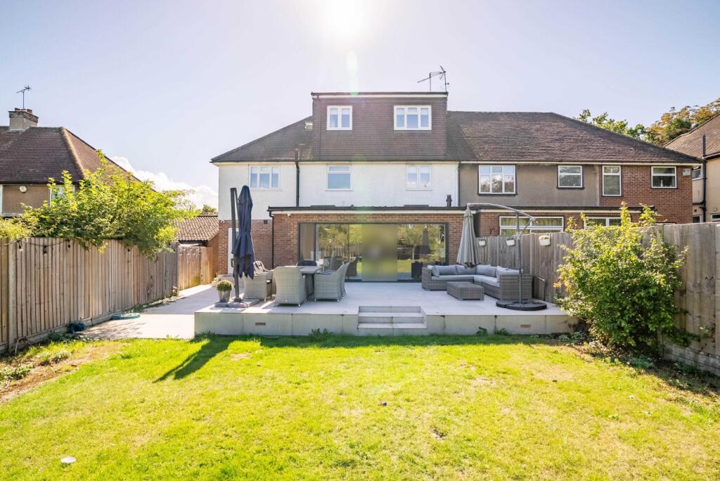 Additional image 23 of Napsbury Lane, St. Albans, Hertfordshire, AL1