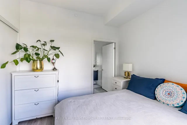 Additional image 3 of 395 Dundas St Unit 537