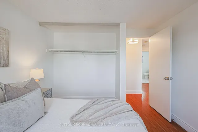 Additional image 23 of 38 Macassa Crt