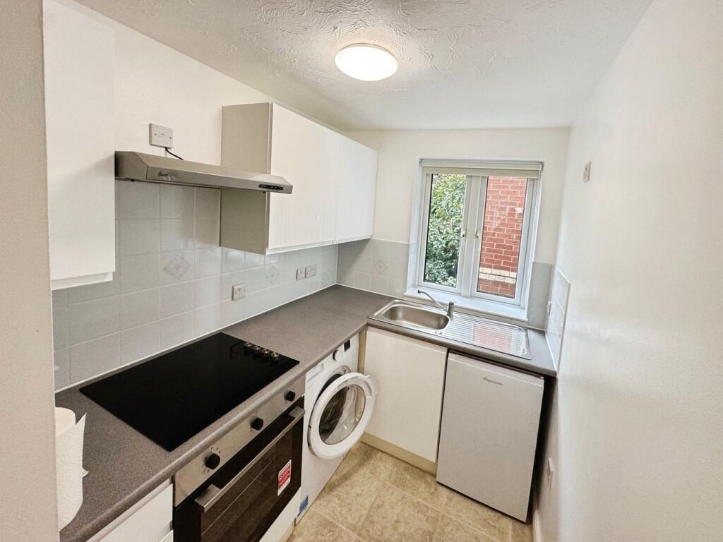 Additional image 5 of Walsingham Close, Hatfield, AL10